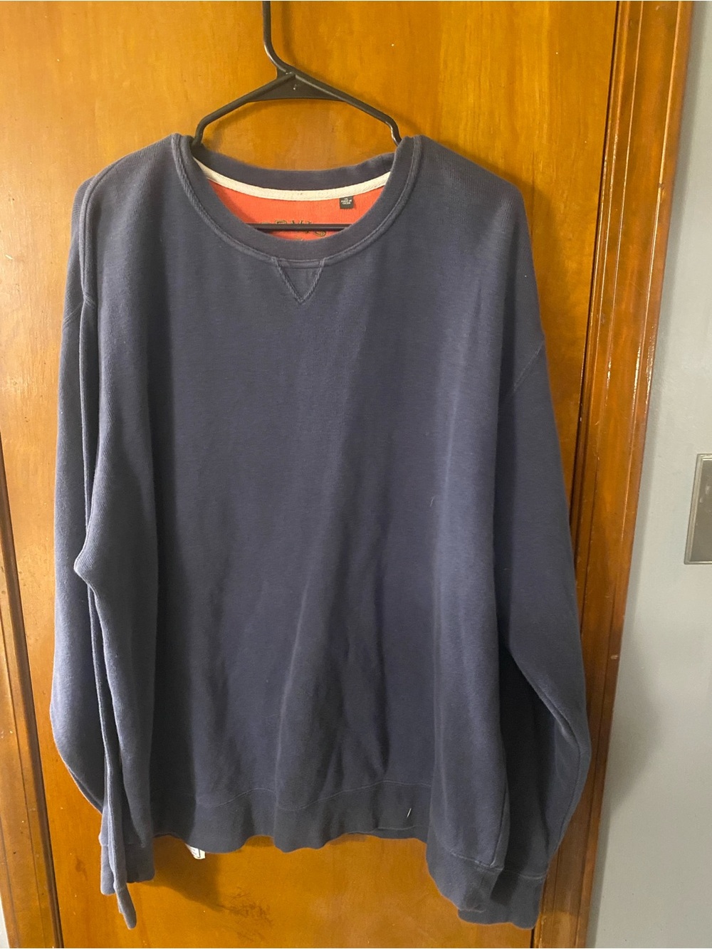 Orvis Navy Crewneck Sweatshirt 100% cotton